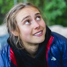 Kde ostatní drtí, ona tančí. Půvabně urputná Margo Hayes