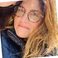 Elizabeth Wolpert's Instagram, Twitter & Facebook