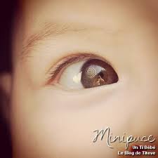 J'ai les yeux… bleus marron verts gris noirs. Mon Bebe Va Il Garder Ses Yeux Bleus Untibebe Blog Bebe