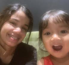 គ្រួសារយើង