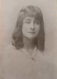 Can old family photo be edited?