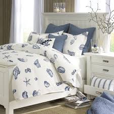 Cottage or coastal themed decorated mantel (1 mantel decorated 5 ways series). 49 Beautiful Beach And Sea Themed Bedroom Designs Digsdigs