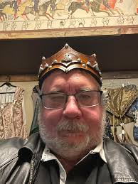 Website link for largest leather vendor near archery range?