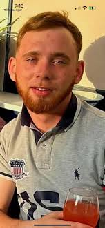 Good afternoon everyone . I'm Daniel 46yrs single obviously but better say  it lol