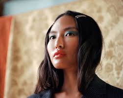 Jackie Robertson with the Pentax 67 — Film Objektiv