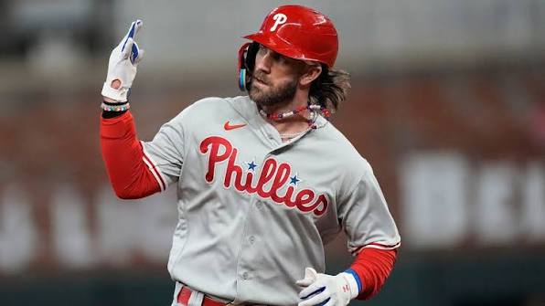 Bryce Harper shines as Phillies aim for second straight World Series -  Sportsnet.ca