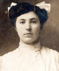 Mitchell Family History: Last Name Origin & Meaning