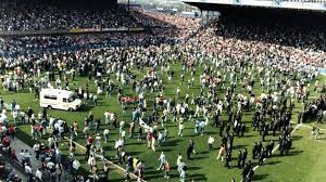 The hillsborough disaster was a fatal human crush during a football match at hillsborough stadium in sheffield, south yorkshire, england, on 15 april 1989. Hillsborough Timeline Of The 1989 Stadium Disaster Bbc News