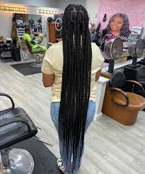 Pay attention to your hair porosity make sure you have a firm understanding of your hair's porosity prior to getting your knotless braids. Behind The Hair Jumbo Knotless Ankle Length Facebook