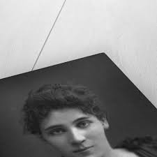 Elizabeth Robins (1862-1952), American actress, playwright, novelist, and  suffragette posters & prints by W&D Downey