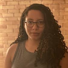 Elizabeth Hopwood's Instagram, Twitter & Facebook