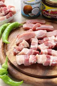 Bicol Express Bicol Express Is A Spicy Pork Stew Cooked In Coconut Milk Which Is Definitely One Of The Most Popular Dishes Am Pork Recipes Recipes Food Dishes