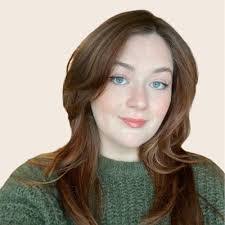 Sara Keyes's Instagram, Twitter & Facebook