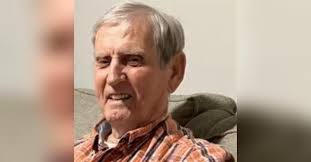 Elliott Gwin King Obituary