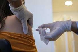 A covid‑19 vaccine is a vaccine intended to provide acquired immunity against severe acute respiratory syndrome coronavirus 2 (sars‑cov‑2), the virus causing coronavirus disease 2019. Brasil Testa Vacina Da Covid Eua Ficam Com As Doses Competicao Ja Comecou