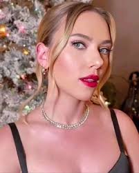 A single “Hey” from you could light up my whole day… But silence is all I  get 💔