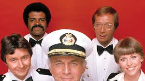 Gavin macleod, the veteran supporting actor who achieved stardom as murray slaughter, the sardonic tv news writer on the mary tyler moore show, before going on to even bigger fame as the. Gavin Macleod Of Mary Tyler Moore And Love Boat Boomer Magazine