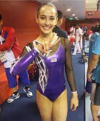 Jun 15, 2021 · kalau ada yang belum tahu, sebelum farah ann atau el regina tajuddin memukau peminat gimnastik, negara kita terlebih dahulu melahirkan sebutir permata bernama farrah hani imran. Farah Ann Menang Emas Gimnastik Dikecam Berpakaian Seksi Flickr