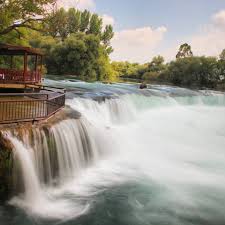 The manavgat river has a waterfall near the town.the population of the district is 242,490 (2020 census). Turkei Manavgat Foto Bild Europe Turkey Sights Sehenswurdigkeiten Bilder Auf Fotocommunity