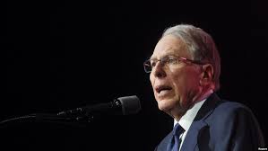 Tras masacre en escuela de Texas, NRA dice no a nuevas leyes de armas