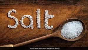 People with kidney disease or on dialysis have reduced or lost the ability to balance sodium and water in their body. How Much Salt Should You Eat If You Have Low Blood Pressure