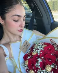 Dicen que quien recibe flores amarillas, recibe amor, alegría y buenos  deseos. 💛✨. Que nunca nos falten motivos para sonreír y personas con  quienes florecer. 🌻💛 #DíaDeLasFloresAmarillas #SueñosPorCumplir”