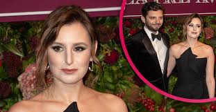Please be mindful of spoilers in fan comments. Is Laura Carmichael Married The Secrets She Keeps Downton Star