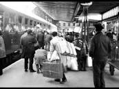 Image result for imagens emigração clandestina anos 60