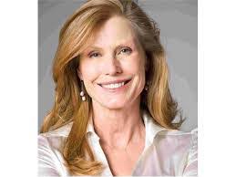 Lisa Murrell's Instagram, Twitter & Facebook