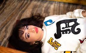 La cantante mexicoestadounidense selena se hace adulta y cumple sus sueños. Selena La Serie Temporada 2 Cuando Llegan Los Nuevos Episodios