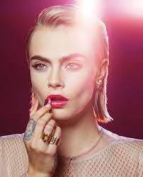 Vincent and it looked amazing. Cara Delevingne S New Dior Addict Stellar Lip Balm And Gloss Are Finally Here Buro 24 7 Singapore