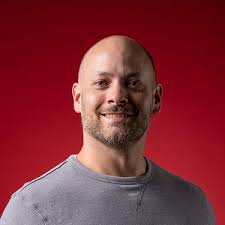 Kelly Vickers's Instagram, Twitter & Facebook