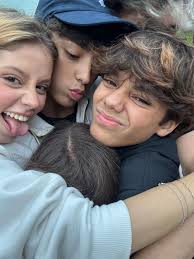 Nath Longhi Falado Do Louzada