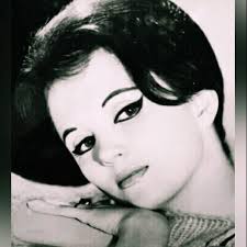 Carmela Rey (1931-2018) Nació en la...