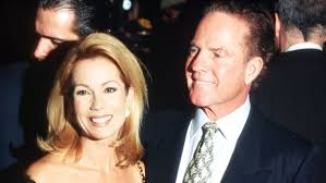 With kelly (1988) and kathie lee's rock n' tots cafe: La Verdad No Contada Del Matrimonio De Kathie Lee Gifford Con Frank Gifford Espanol News24viral
