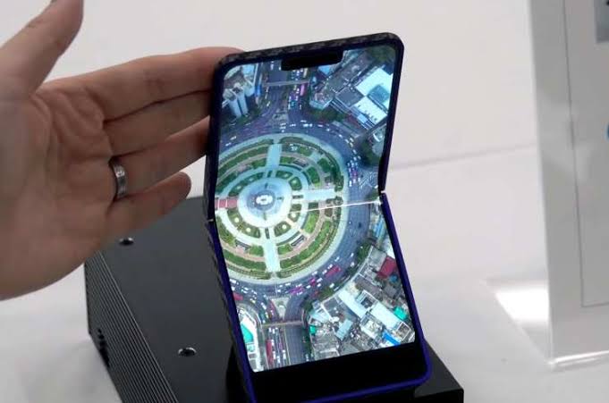 Resultado de imagen de nuevo plegable de samsung"