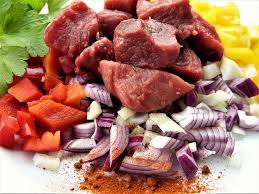 Mentre il primo è quello assimilabile più facilmente (ad esempio attraverso il consumo di carne), il ferro non eme si trova sia nella carne, sia negli alimenti di origine vegetale ed è di più difficile assorbimento. Alimenti Ricchi Di Ferro E Biodisponibilita Come Assimilarlo