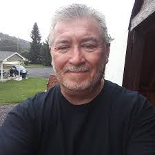 Lynn Swanger's Instagram, Twitter & Facebook