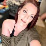 Shana Farris's Instagram, Twitter & Facebook