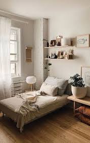 Maybe you would like to learn more about one of these? Ide Dekorasi Kamar Tidur Sempit Small Room Bedroom Urban Outfiters Bedroom Bedroom Interior