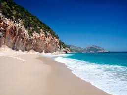 Červen 2021 až středa 30. Dovolena U More Italie Sardinie Ck Alexandria