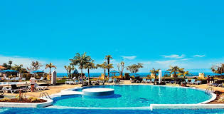 2 está protagonizada por isabella santiago y ricardo mejía. Bewertungen La Quinta Park Suites 4 Santa Ursula Voyage Prive