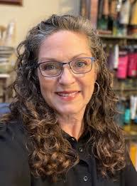 Heidi Switzer's Instagram, Twitter & Facebook