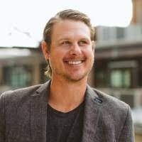 Annmarie Hart's Instagram, Twitter & Facebook