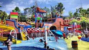 Dynasty water world merupakan sebuah waterpark baru yang terletak di gresik, jawa timur, tepatnya di perumahan elit gresik kota baru. Fasilitas Lokasi Jam Buka Dan Harga Tiket Masuk Citra Grand Mutiara Waterpark Wisatainfo