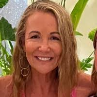 Denise Rundle's Instagram, Twitter & Facebook