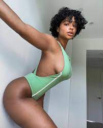 The Girl From The Self Titled Cover Is Still Bad Af Imgur