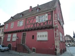 Maison Situe A Benfeld 16e Siecle Maison Monuments Historiques Chambranle De Porte