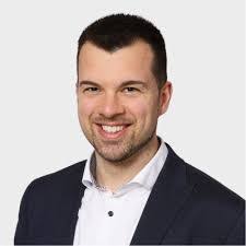 Chris Buser's Instagram, Twitter & Facebook