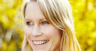 There's a big World Out There